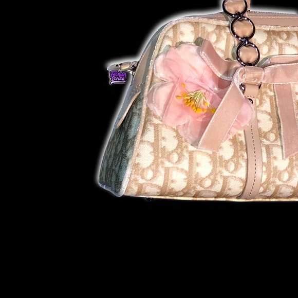 Christian Dior Beige Y2K Girly Flower Monogram Trotter Logo Leather Handbag - Picture 13 of 17